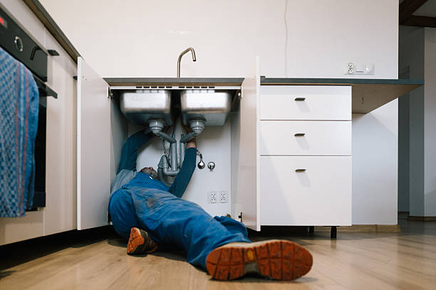 Professional Leak Detection technician working in East Weymouth, MA